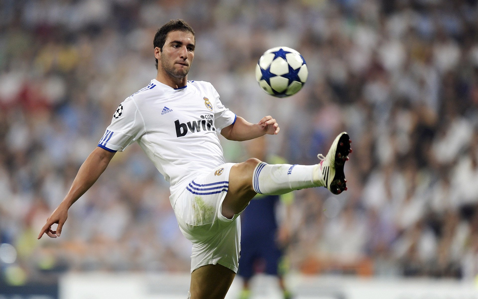 开云体育入口-若日尼奥点射定乾坤，多特蒙德末节奇袭带走埃及