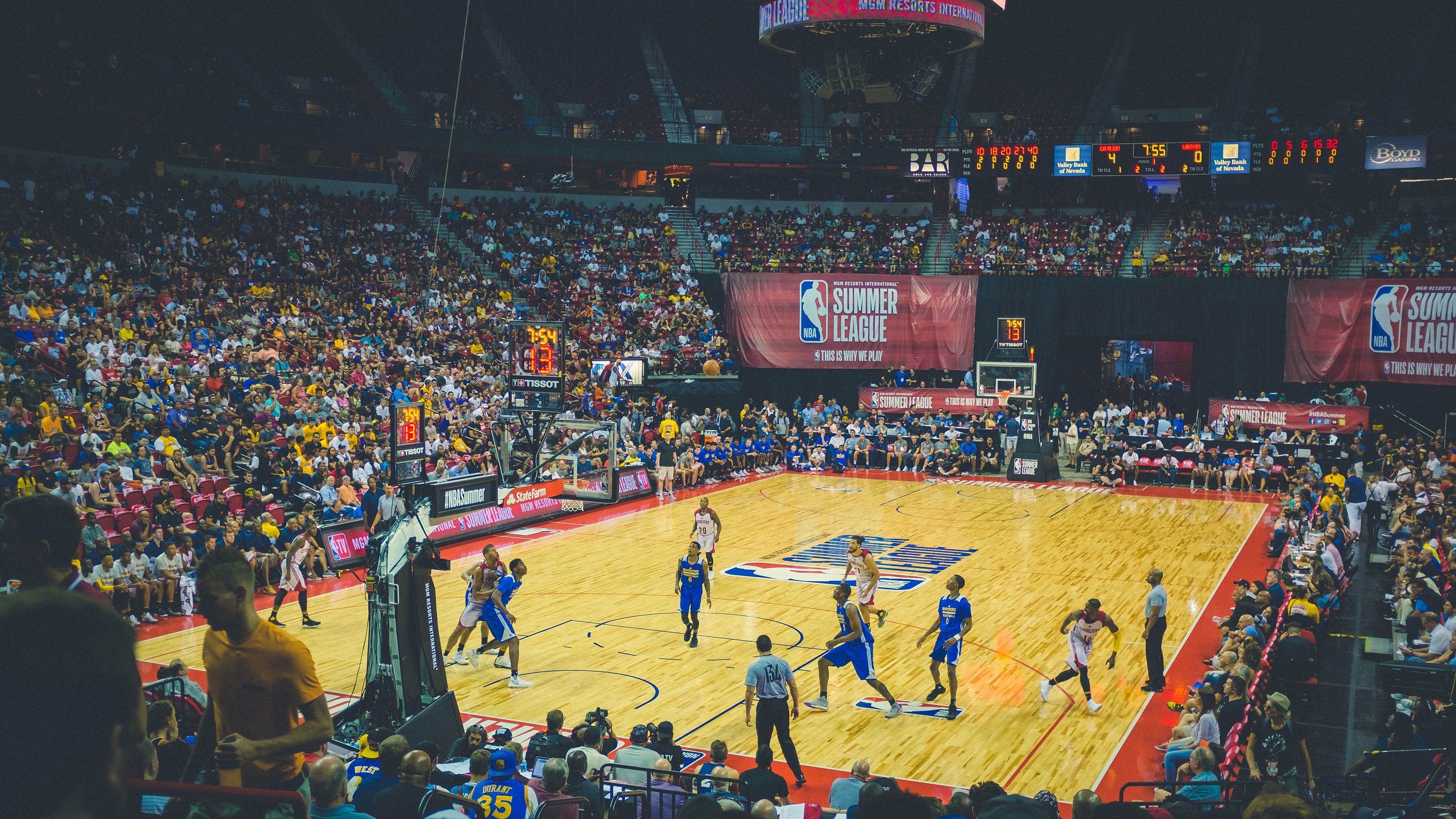 从温网梦碎到年终总决赛涅槃，鲁德的火热状态与唯一性征程